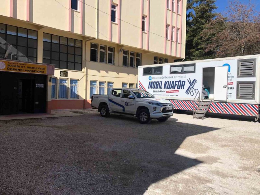 Mobil Kuaför Depremzedeler İçin Akseki Ve Kemer’de