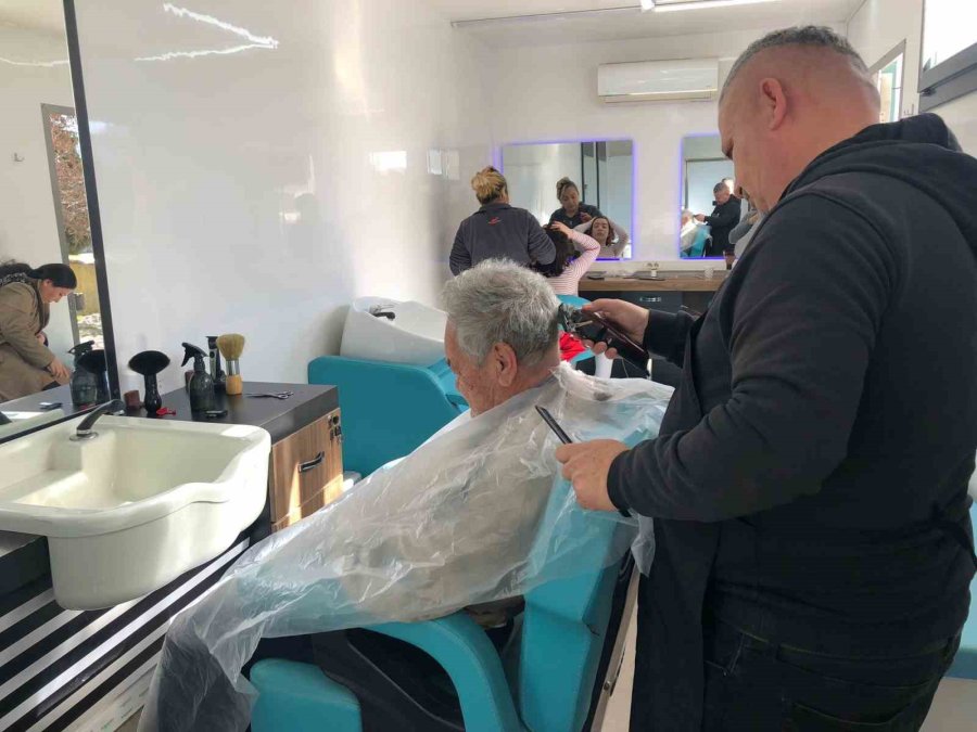 Mobil Kuaför Depremzedeler İçin Akseki Ve Kemer’de