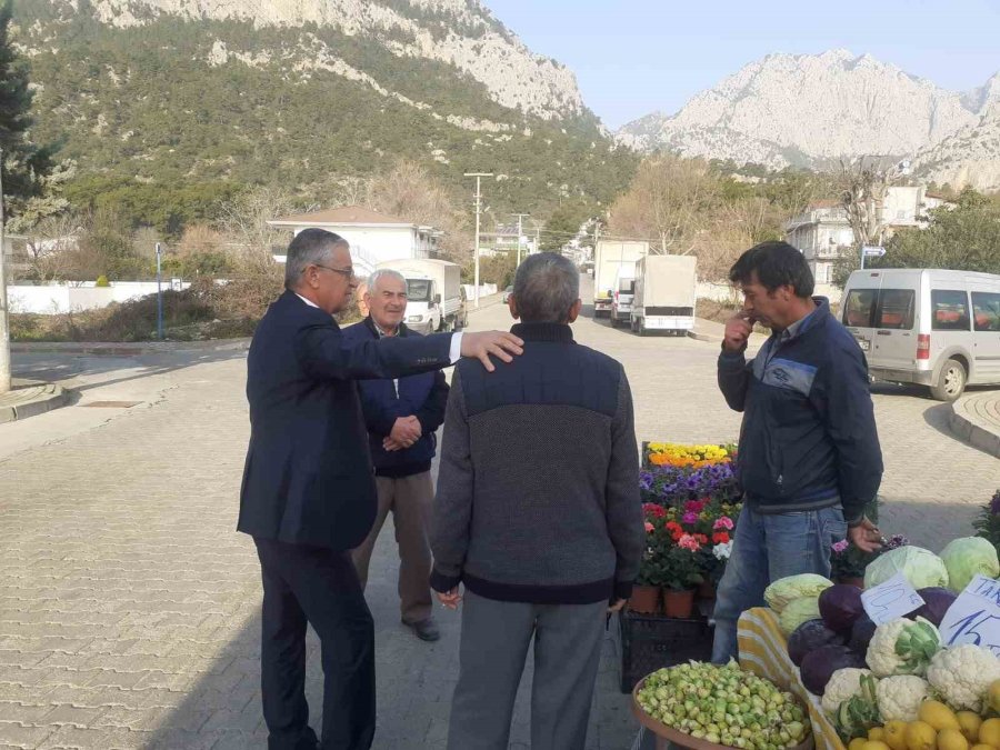 Başkan Topaloğlu Pazar Esnafını Ziyaret Etti