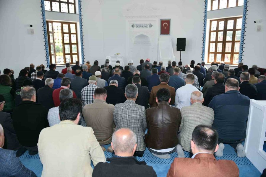 Kaptan-ı Derya Barbaros Hayreddin Paşa Cami İbadete Açıldı