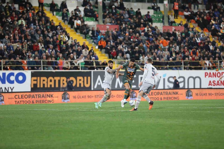 Spor Toto Süper Lig: Corendon Alanyaspor: 1 - Medipol Başakşehir: 0 (maç Sonucu)