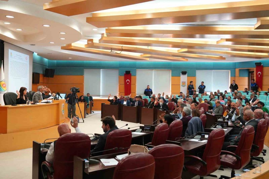 Tarsus’ta Oto Galeri Sitesi Projesi Bir Kez Daha Reddedildi