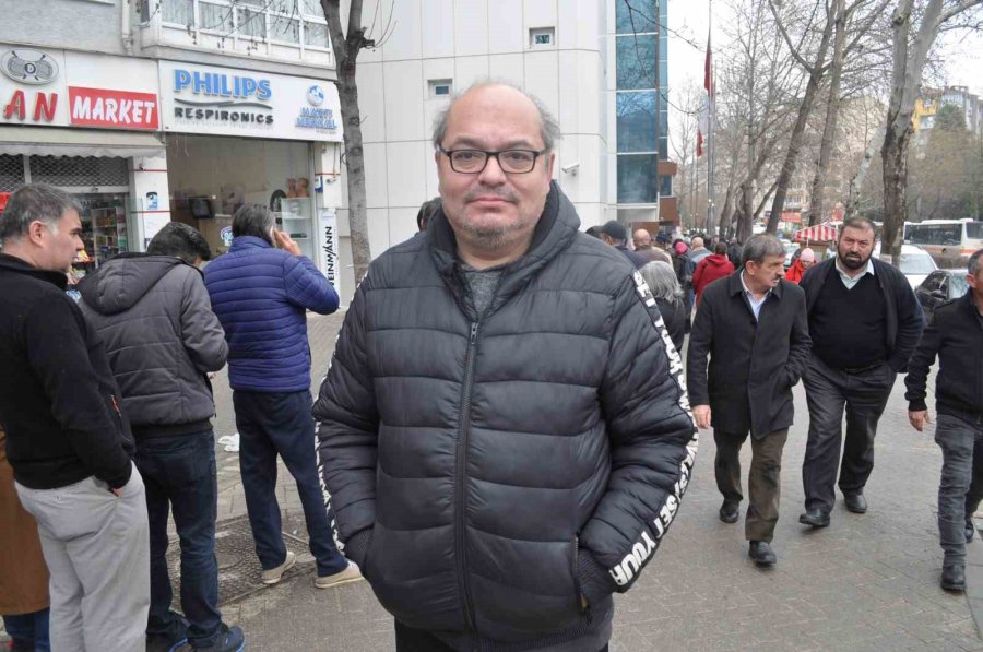 Sgk’nın Önünde Eyt Kuyruğu