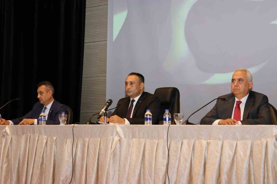 Toroslar Belediye Meclisinin Gündemi ’deprem’ Oldu