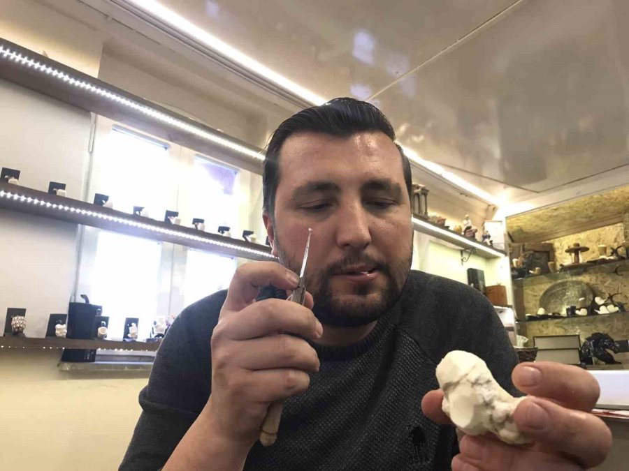 17 Yıldır Lületaşı Yiyor