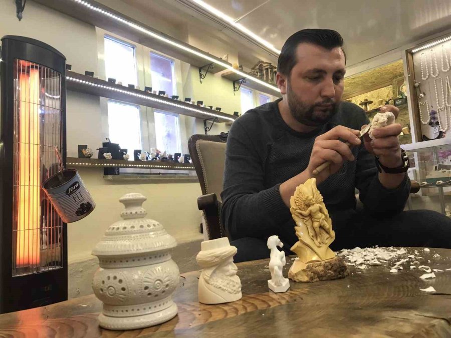 17 Yıldır Lületaşı Yiyor