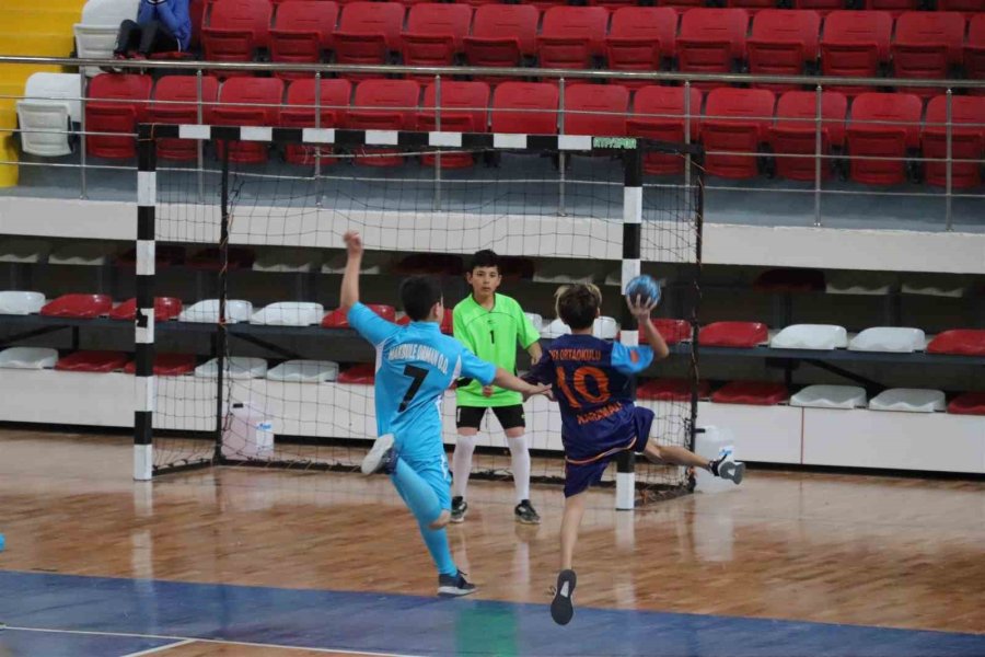 Karaman’da Okul Sporları Yeniden Başlıyor