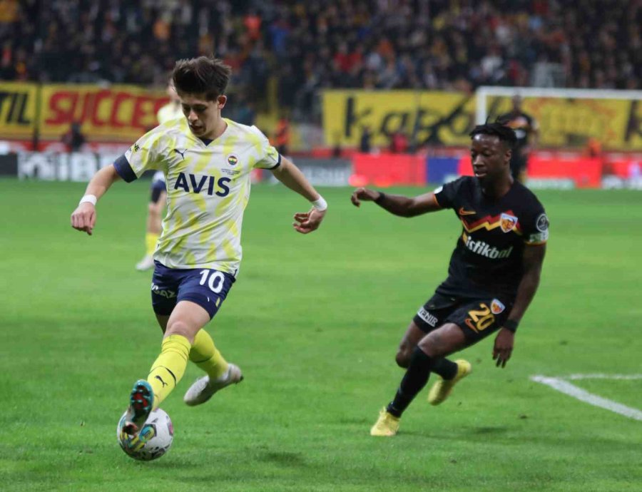 Spor Toto Süper Lig: Kayserispor: 0 - Fenerbahçe: 1 (ilk Yarı)