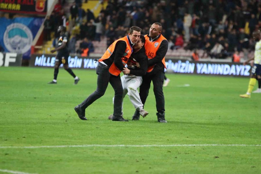 Spor Toto Süper Lig: Kayserispor: 0 - Fenerbahçe: 1 (ilk Yarı)