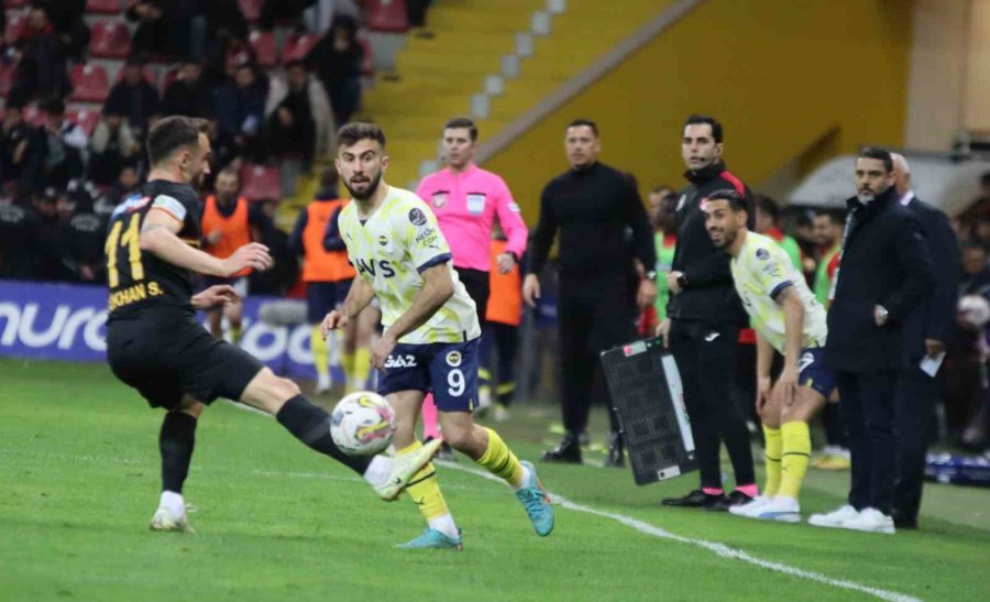 Spor Toto Süper Lig: Kayserispor: 1 - Fenerbahçe: 2 (maç Sonucu)