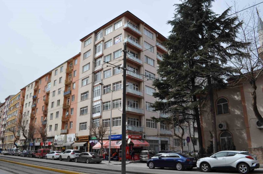 Bu Caddelerde Esnaflık Yapan Vatandaşlar Tedirgin