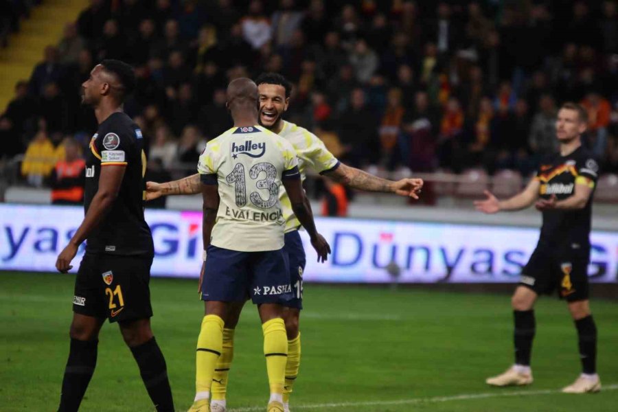 Spor Toto Süper Lig: Kayserispor: 0 - Fenerbahçe: 1 (maç Devam Ediyor)