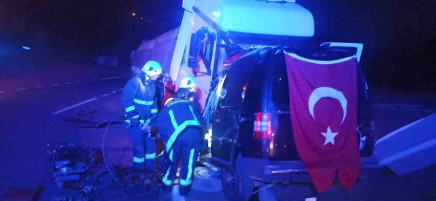 Asker Eğlencesi Dönüşü Kazada Hayatını Kaybetti