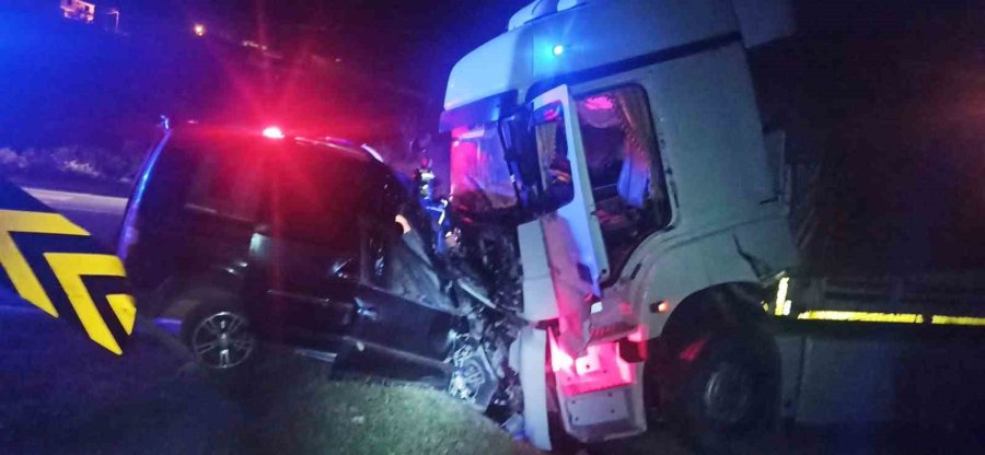 Asker Eğlencesi Dönüşü Kazada Hayatını Kaybetti