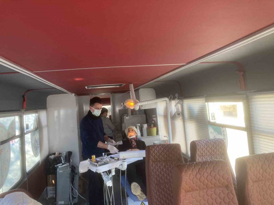 Büyükşehir Gezici Ağız Ve Diş Sağlığı Kliniği’nden Deprem Bölgesinde Binlerce Vatandaşa Hizmet