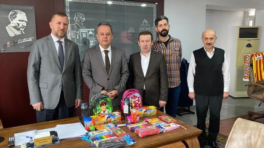 Kayseri Yozgatlılar Federasyonu Depremzede Çocukları Unutmadı