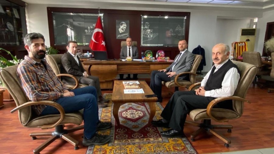 Kayseri Yozgatlılar Federasyonu Depremzede Çocukları Unutmadı