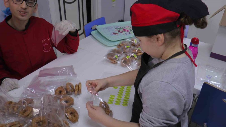 Özel Öğrencilerden En Özel Kandil Simidi