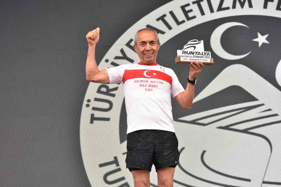 ‘demir Adam’ Ali Bıdı Sezonu Madalya İle Açtı