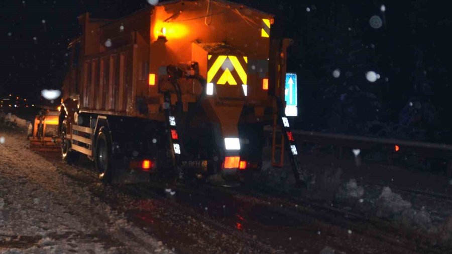 Antalya-konya Karayolunda Kar Yağışı Başladı