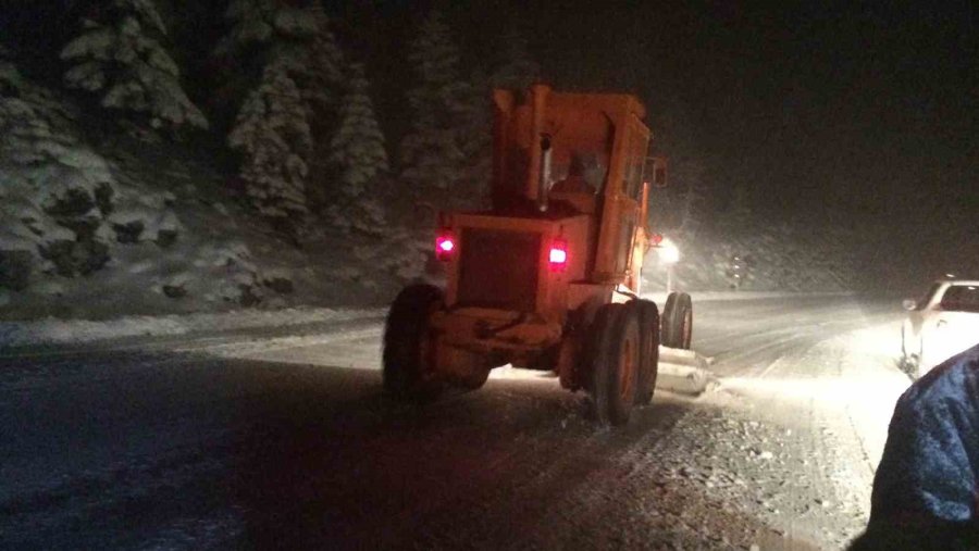 Antalya-konya Karayolunda Kar Yağışı Başladı