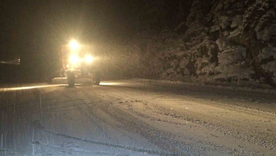 Antalya-konya Karayolunda Kar Yağışı Başladı