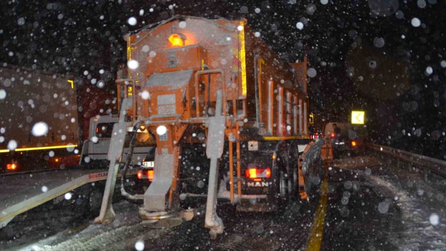 Antalya-konya Karayolunda Kar Yağışı Başladı