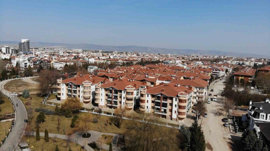 Deprem Sonrası Sağlam Olmayan Binalarla İlgili Bilinen Yanlışlar