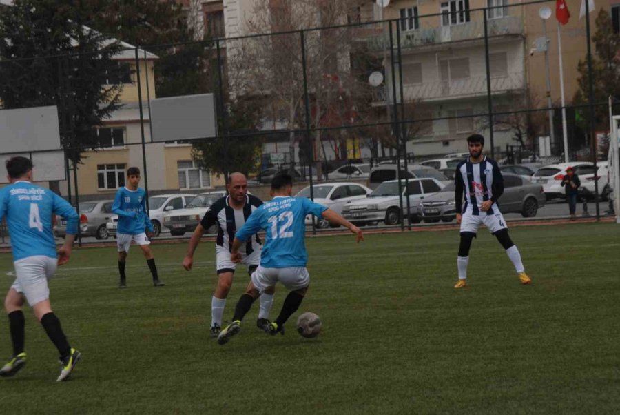 Kayseri 1. Amatör Küme: Sindelhöyükspor: 3- Yahyalı Gençlerbirliği: 1