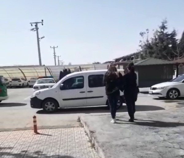 Güvenlik Kamerasına Yakalanan 3 Hırsız Tutuklandı