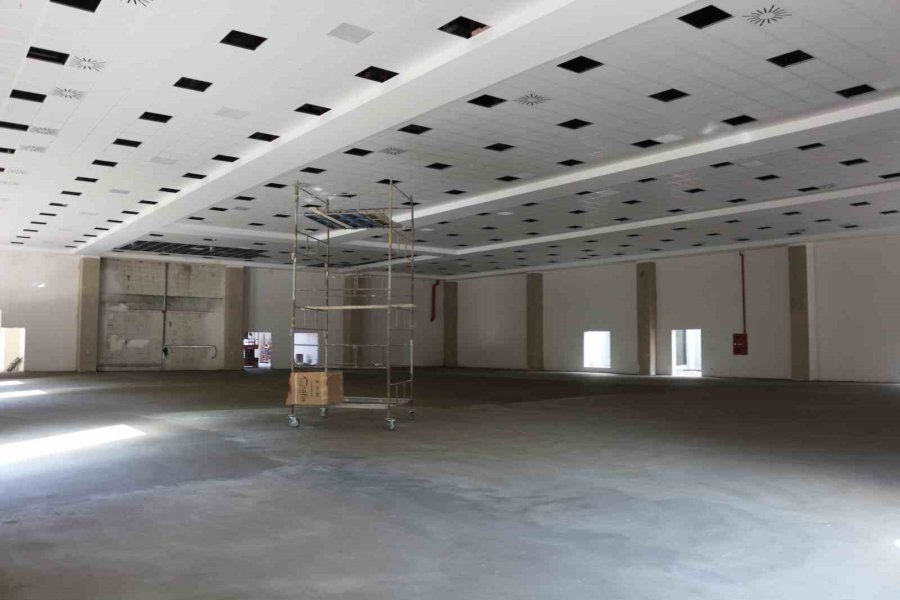 Serik Düğün Salonu İnşaatında Sona Gelindi