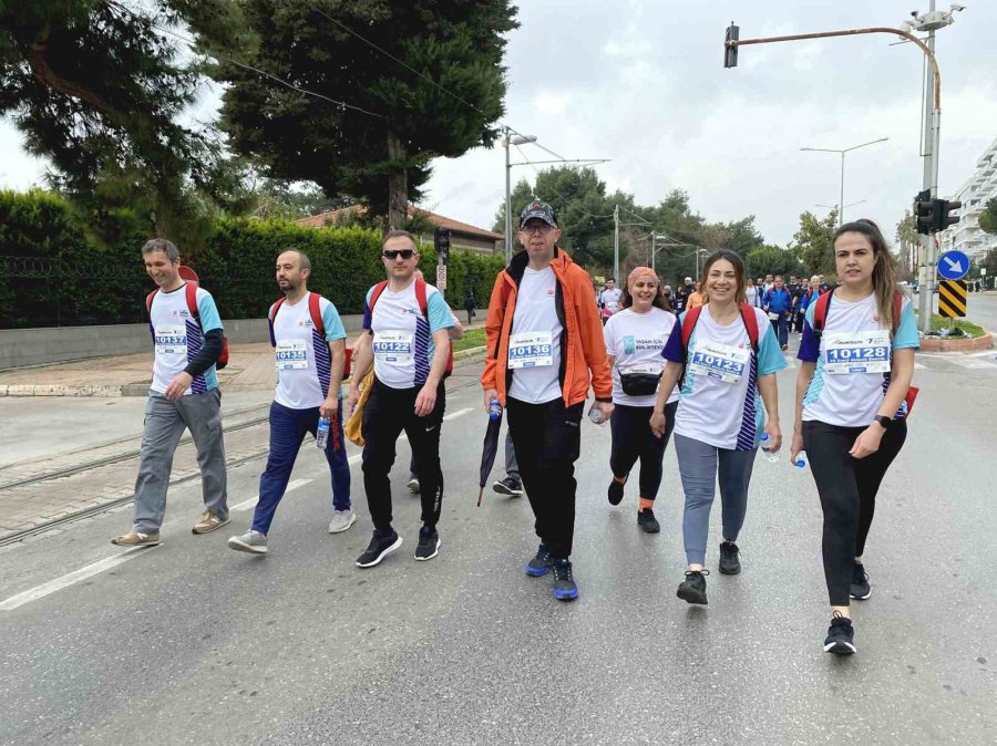 Ck Enerji Akdeniz Bölgesi Çalışanları, Afetzede Öğrencilerin Eğitimleri İçin Koştu