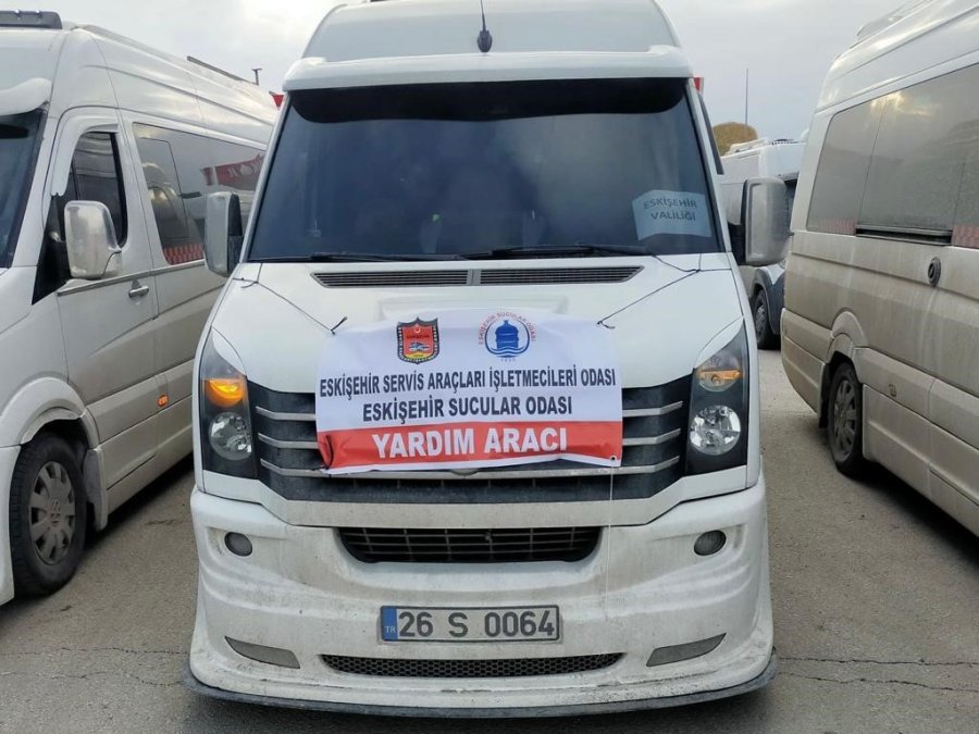 Sucular Ve Servisçiler Odası Deprem Bölgesine 200 Bin Litre İçme Suyu Gönderdi