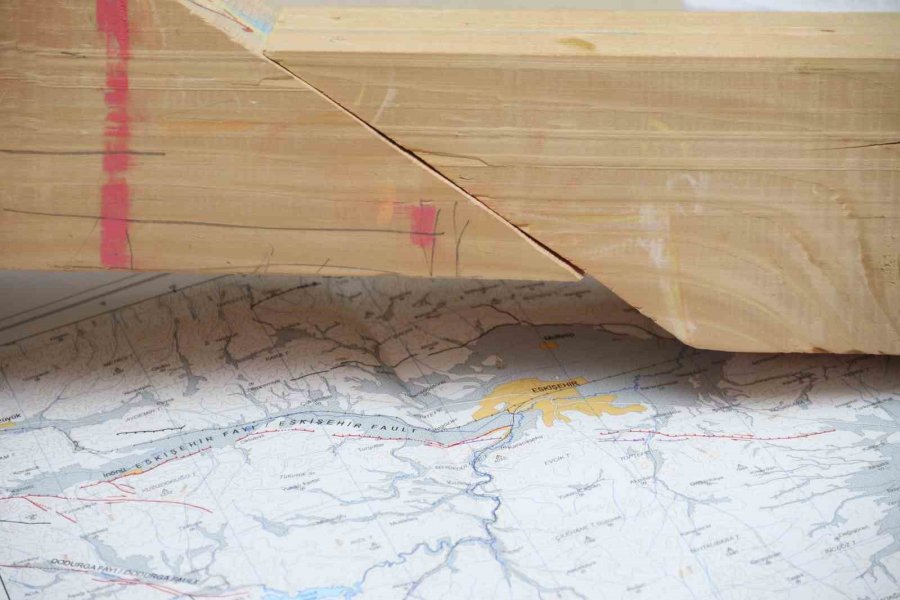 Prof. Dr. Erhan Altunel: “eskişehir Fayında Birkaç Bin Yılda Bir Büyük Deprem Meydana Gelir”