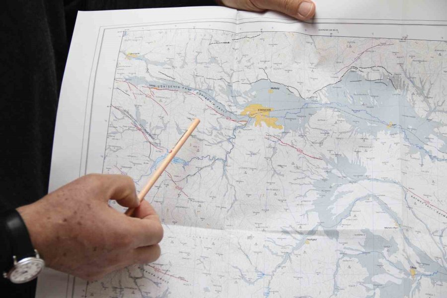 Prof. Dr. Erhan Altunel: “eskişehir Fayında Birkaç Bin Yılda Bir Büyük Deprem Meydana Gelir”