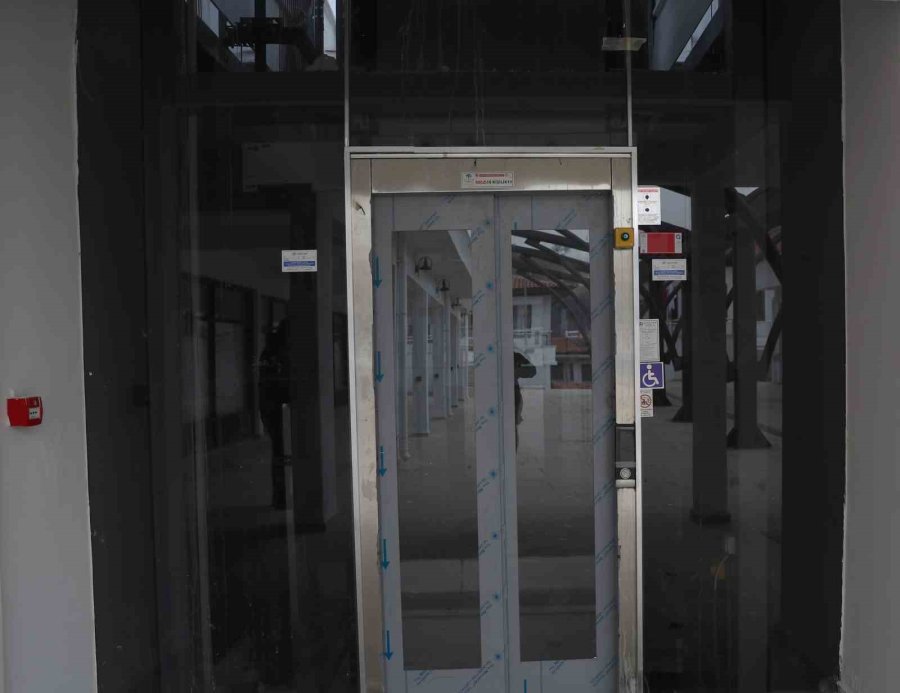 Elmalı Kadın Emeği Üretim Atölyesi Tamamlandı