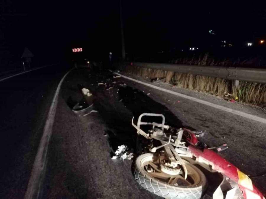 Kuzenlerin Feci Kazası: Kardeşleri Kaza Ayırdı