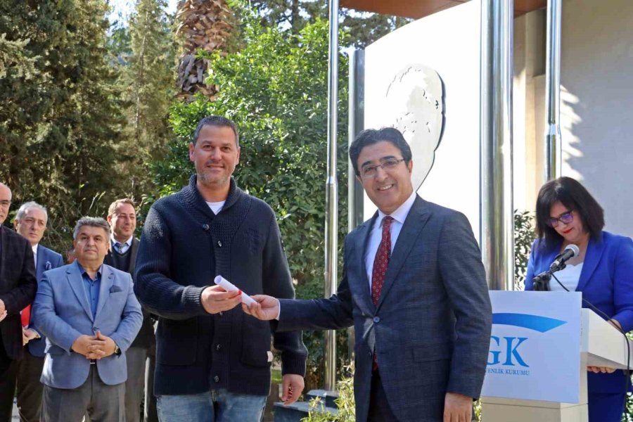 Antalya’da İlk Başvuru Yapan Eyt’lilerin Maaşları Bağlandı