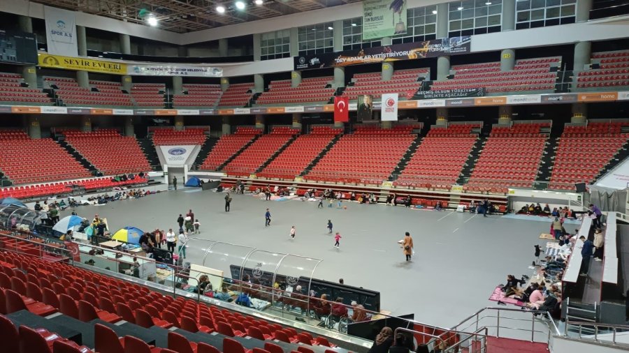 Büyükşehir, Deprem Sonrası Tüm Tesisleri Kayserililerin Hizmetine Açtı