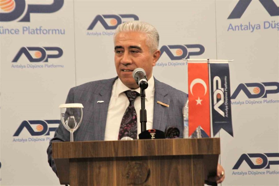 Antalya’da "8 Mart 8 Kadın" Temalı Anma Gecesi Gerçekleştirildi