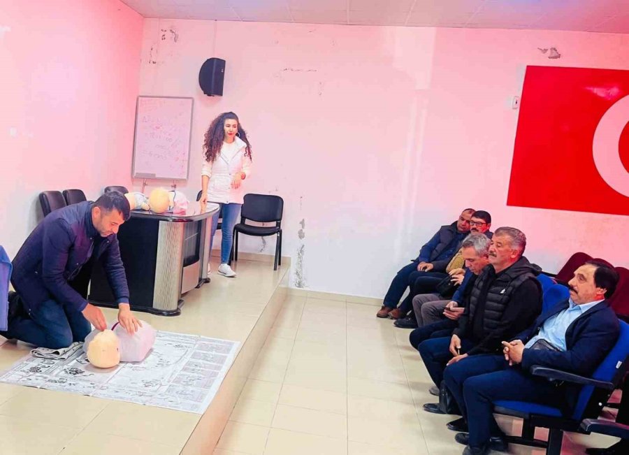 Gazipaşalı Muhtarlara ’ilkyardım’ Anlatıldı