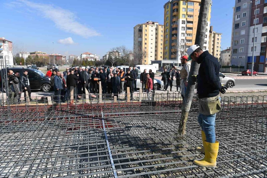 Başkan Büyükkılıç: "kayseri’miz Her Yerde Hayırseverlerimizle Anılıyor"
