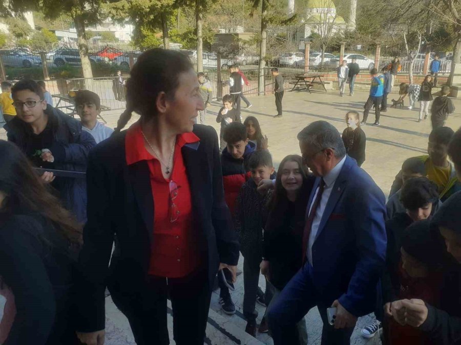 Başkan Topaloğlu Öğrencilerle Bir Araya Geldi