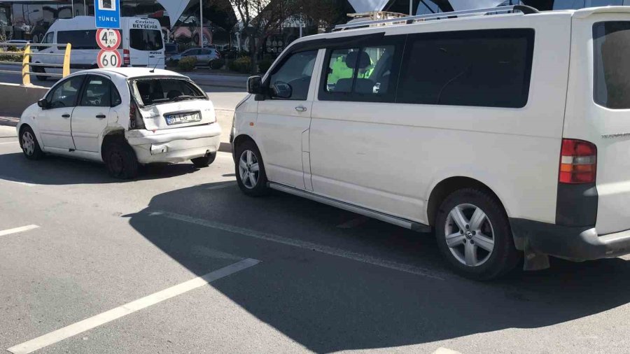 Otomobilin Çarptığı 44 Yaşındaki Kadın Hayatını Kaybetti