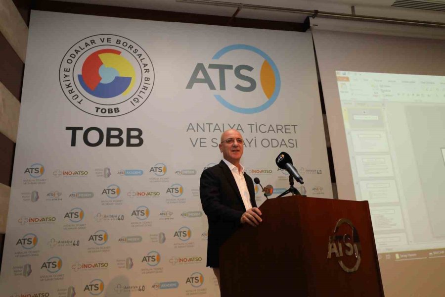 Antalya Kadın Yoksulluğu Çalıştayı Düzenlendi