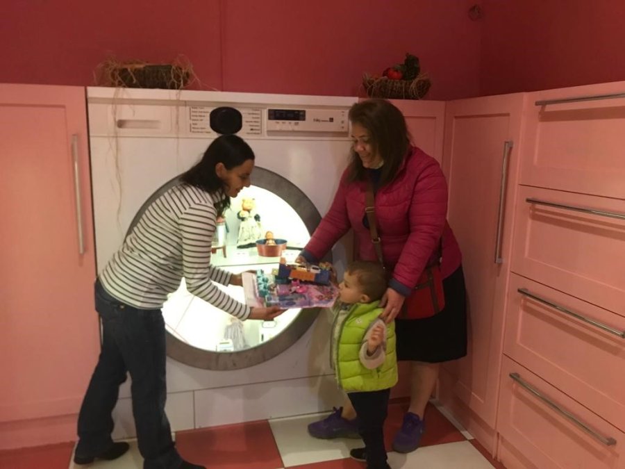 Büyükşehir’den ‘minik Eller El Ele’ Kampanyası