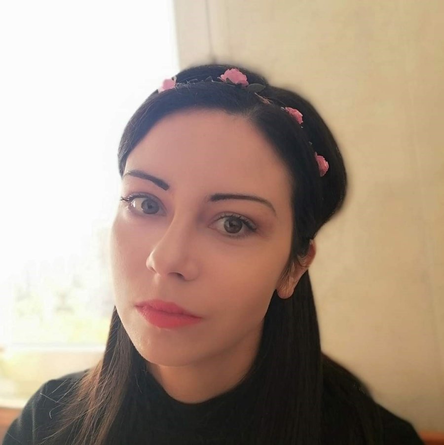 Polonyalı Gelin Evinde Ölü Bulundu