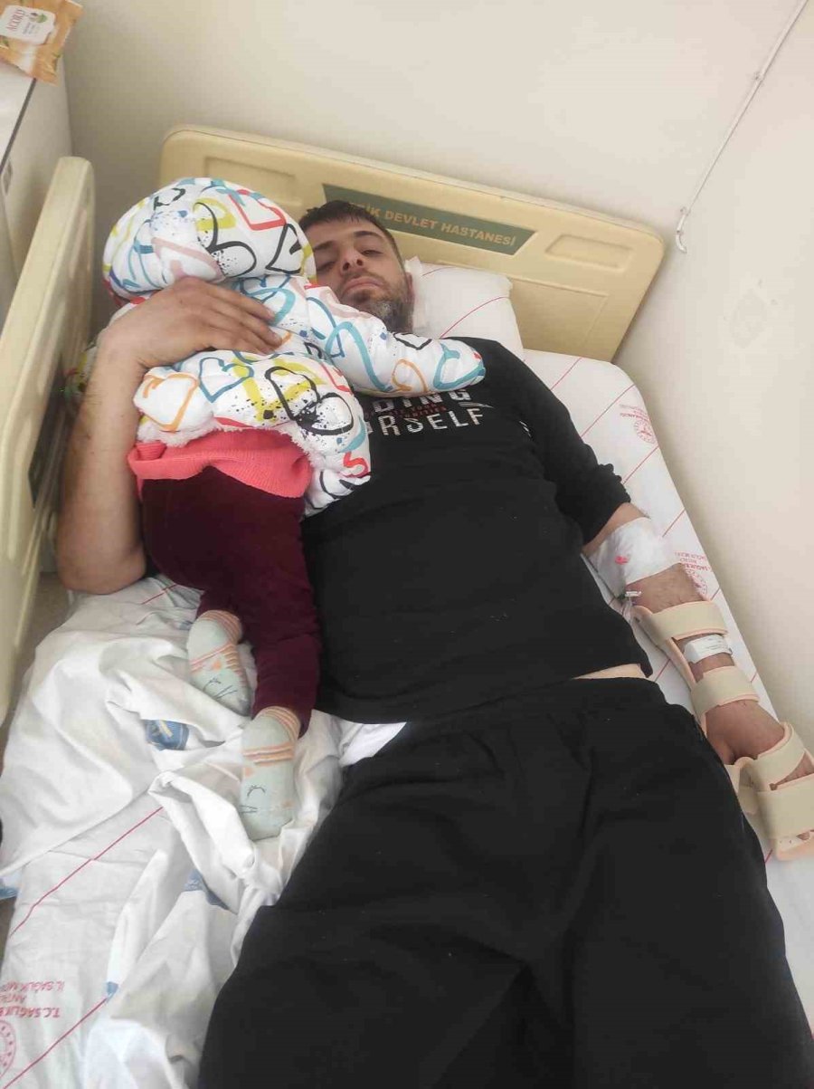 Eşinin Ters Çevirdiği Bazayla Kızı Kurtuldu, İkizleri Hayatını Kaybetti