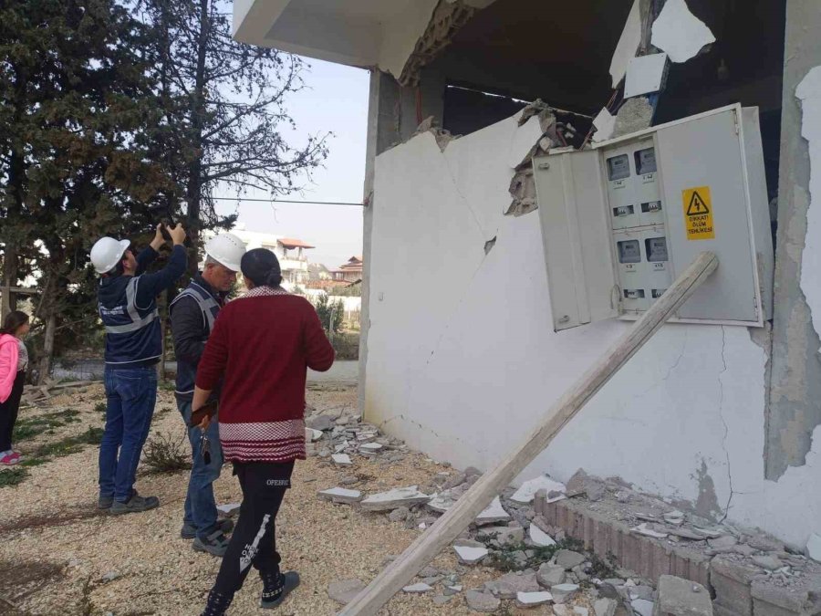 Akdeniz Üniversitesi Ekipleri Deprem Hasar Tespit Çalışmalarına Destek Verdi