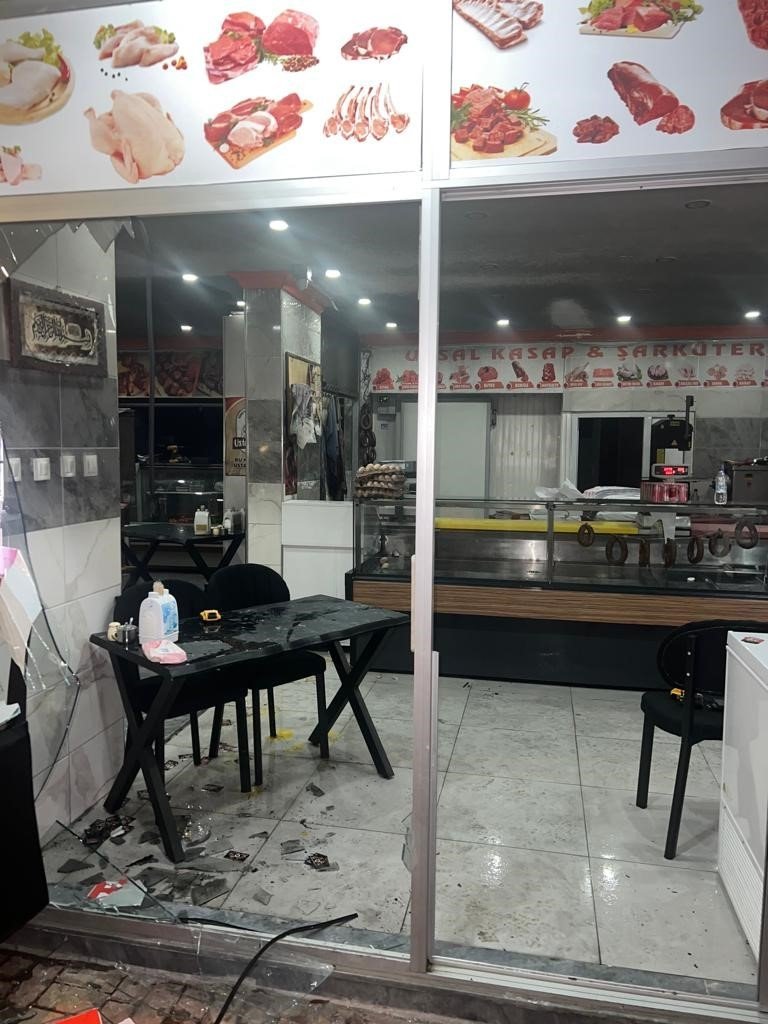 Kasap Dükkanının Kundaklanması Kamerada